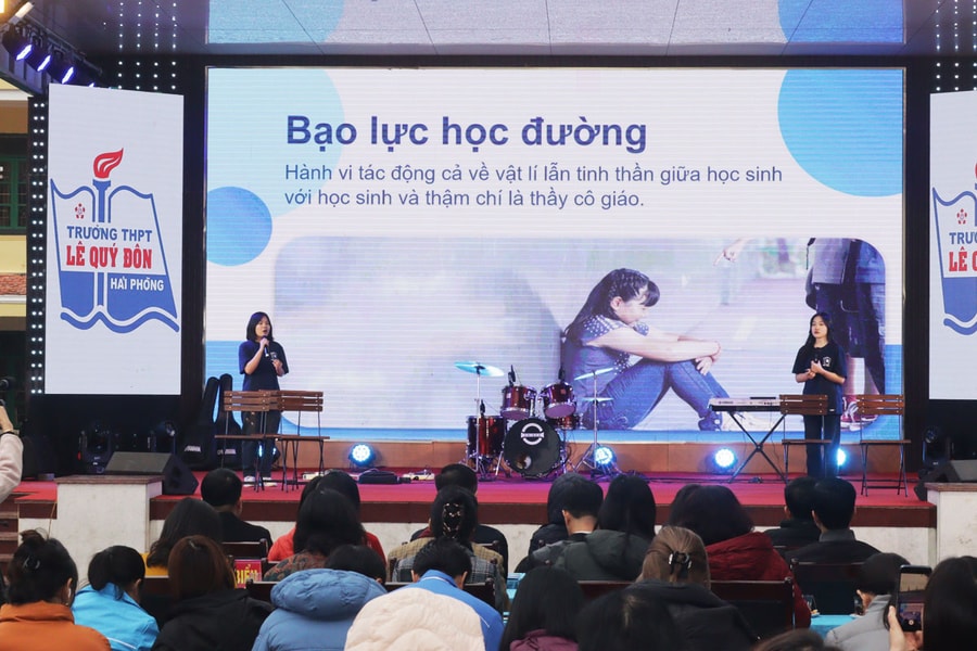 Phòng chống bạo lực học đường