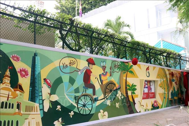 Ấn tượng tranh tường cổ động về tình hữu nghị Việt Nam - Cuba