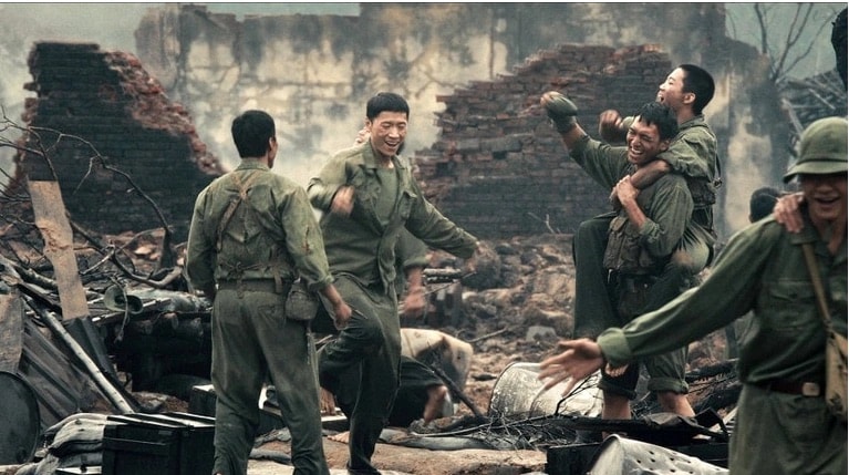 'Mưa đỏ' trở thành phim Việt ăn khách nhất phòng vé