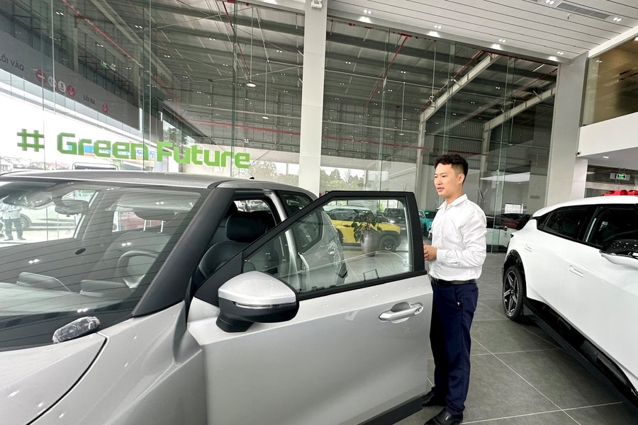 Dự báo thị trường ô tô Việt Nam 2025 khó đạt kỳ vọng