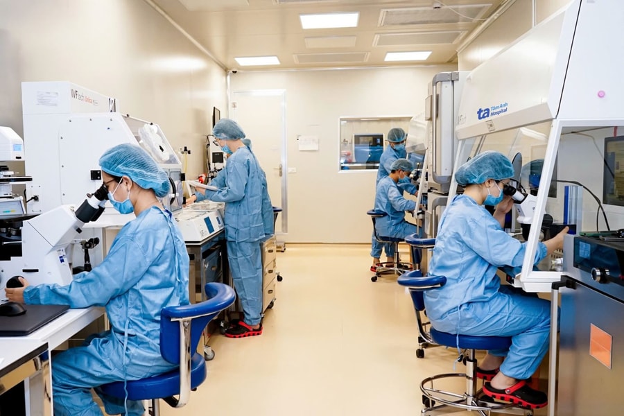 Bệnh viện đầu tiên có hệ thống lab phôi học đạt chuẩn ISO 5