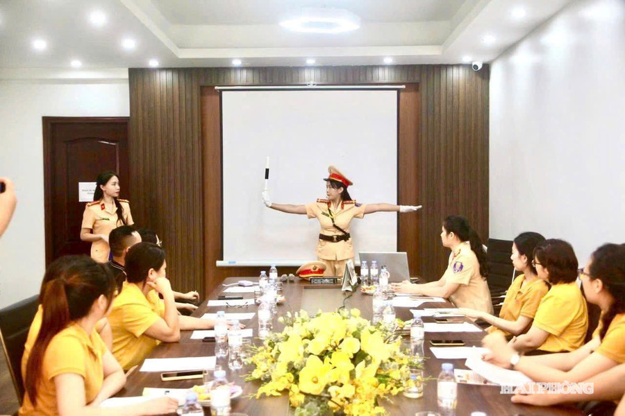 Xây dựng đội ngũ công nhân Hải Phòng vững bản lĩnh, giỏi nghề