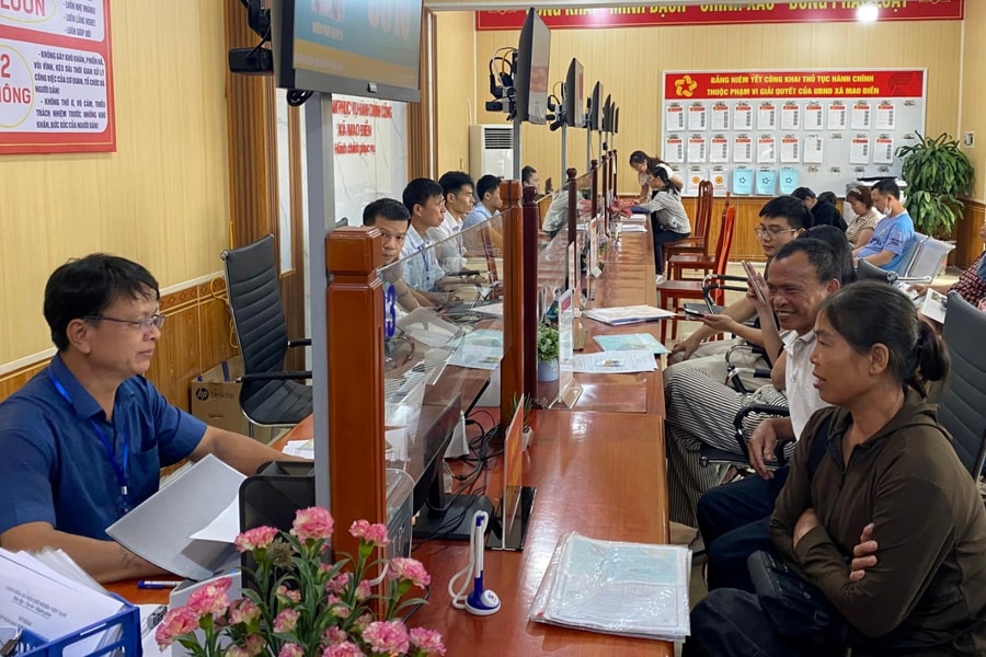Giảm áp lực cho công chức cấp xã