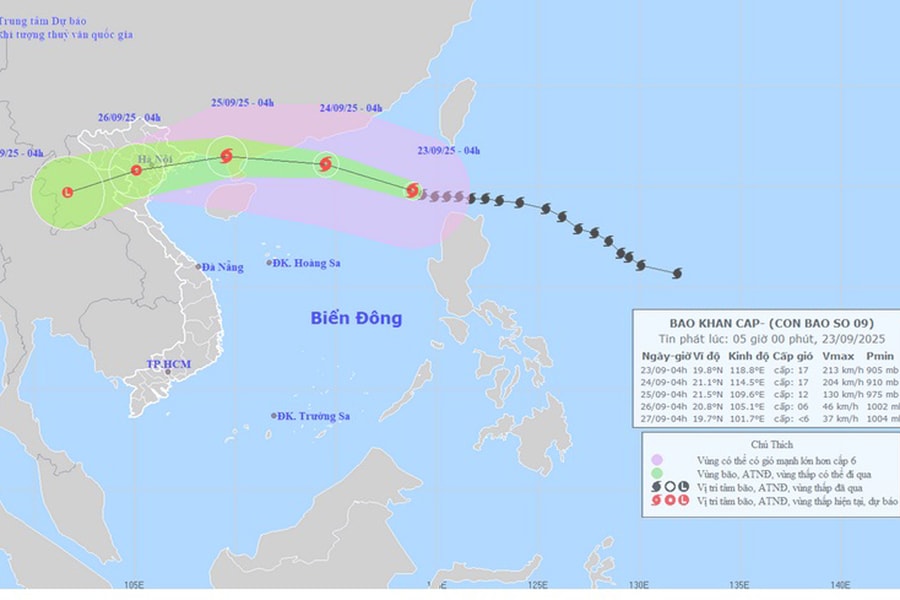 Siêu bão Ragasa đã vào Biển Đông, dự báo ngoài khơi Hải Phòng biển động dữ dội
