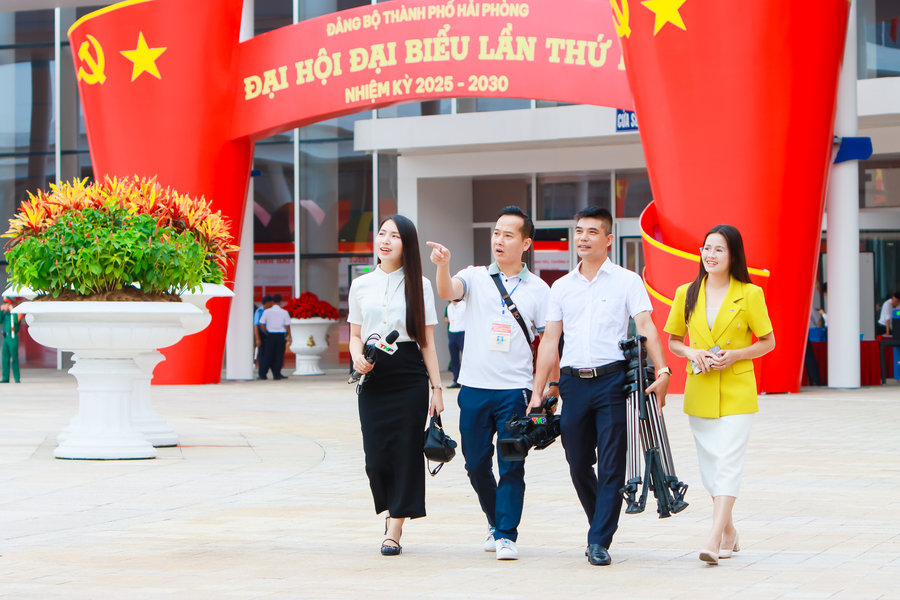Phía sau những bản tin về Đại hội Đảng bộ thành phố Hải Phòng