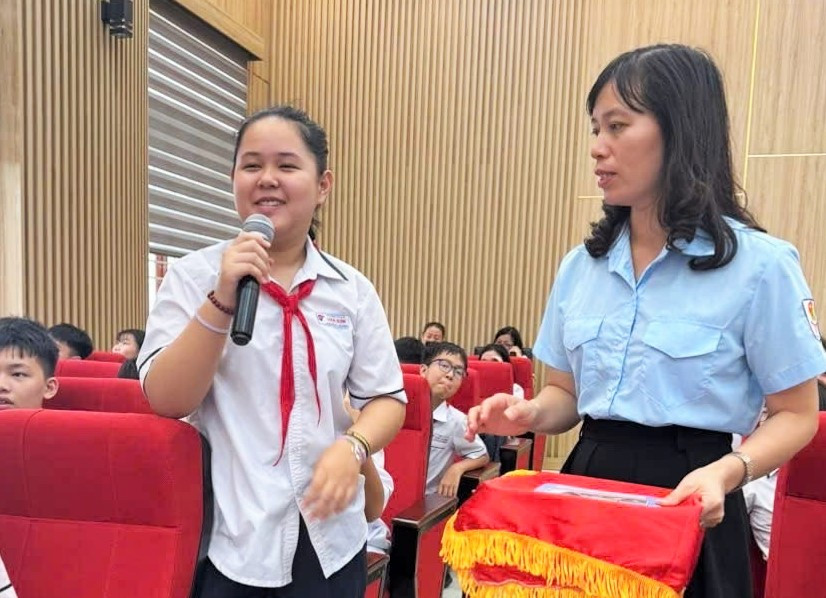 250 học sinh được tuyên truyền về Luật Trật tự an toàn, giao thông đường bộ