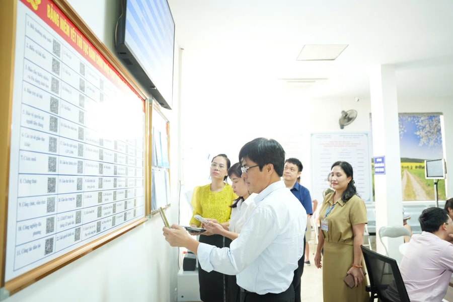 Thường xuyên cập nhật văn bản chỉ đạo, điều hành và thông tin về đội ngũ trên Cổng thông tin điện tử địa phương