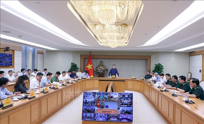 Chuẩn bị phương án toàn diện, đồng bộ để ứng phó 'bão chồng bão'