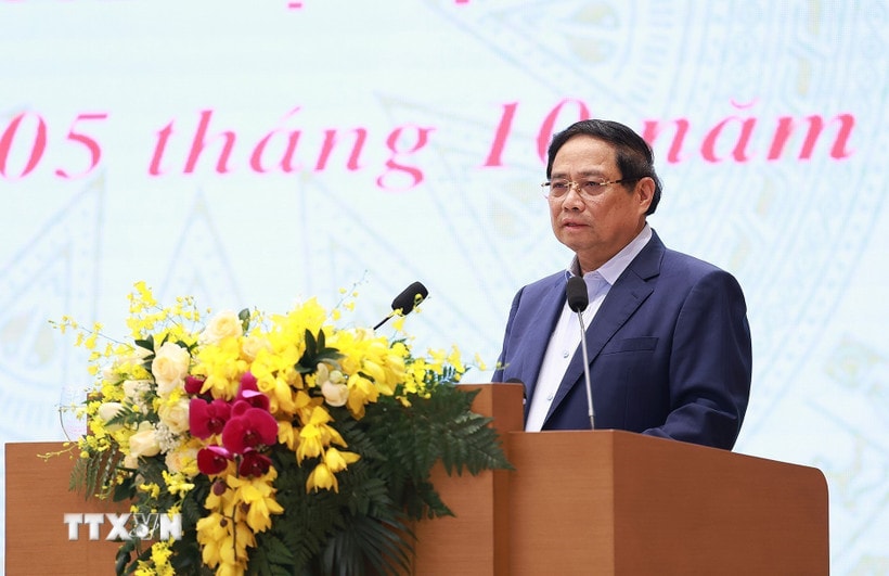 Thủ tướng phát động thi đua chào mừng Đại hội 14 của Đảng và bầu cử Quốc hội