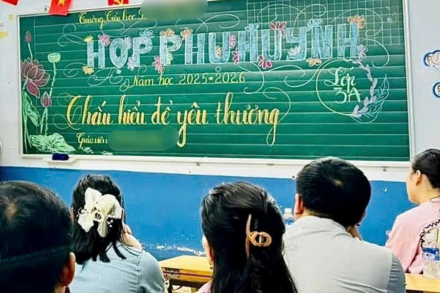 Nỗi lo Ban đại diện cha mẹ học sinh trở thành ‘người thu hộ’ nhà trường