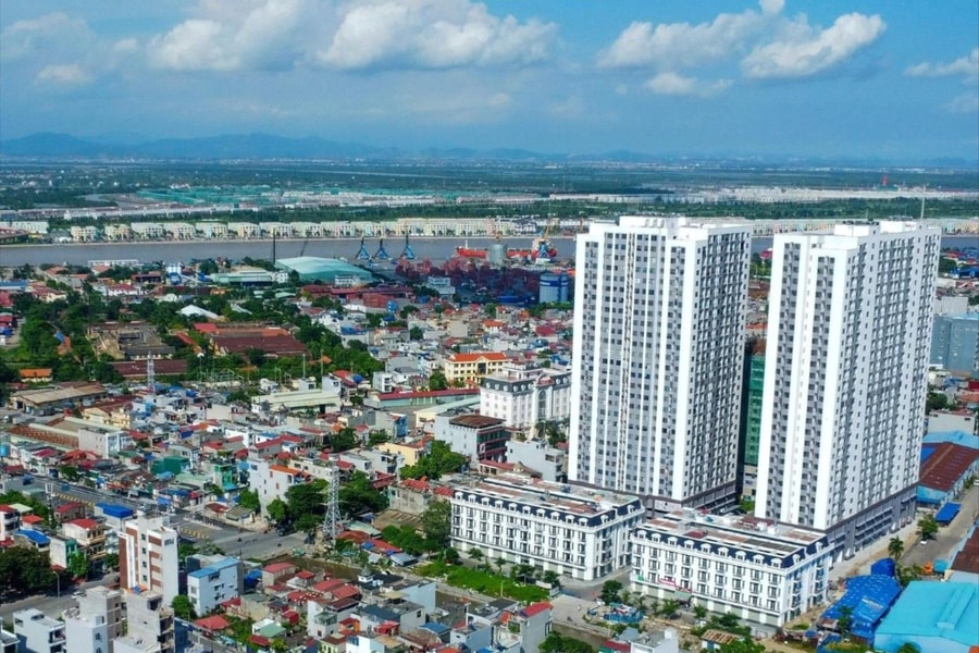 Thủ tướng Chính phủ yêu cầu quyết liệt thực hiện các giải pháp để tăng nguồn cung, giảm giá nhà ở