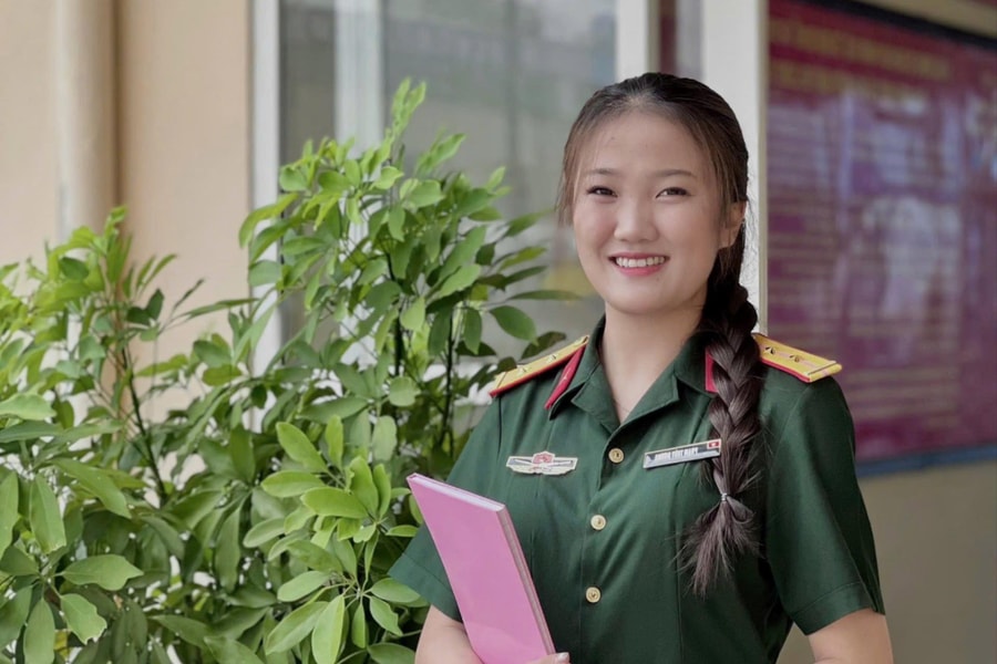 Hai Phong female lieutenant honored as Exemplary Youth 2025