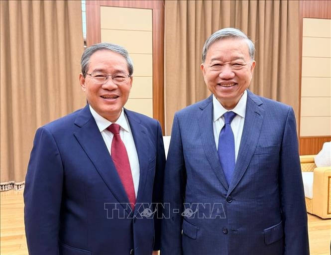 Tổng Bí thư Tô Lâm gặp Thủ tướng Quốc vụ viện Trung Quốc Lý Cường