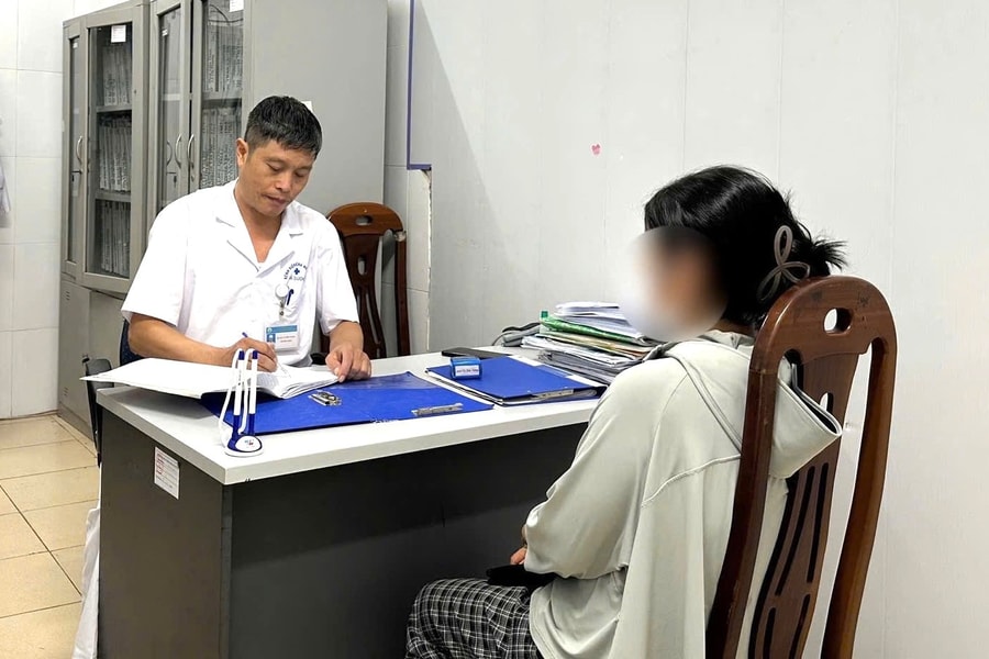 Dự phòng lây truyền HIV từ mẹ sang con: Điều trị đúng cách, con sinh khỏe mạnh