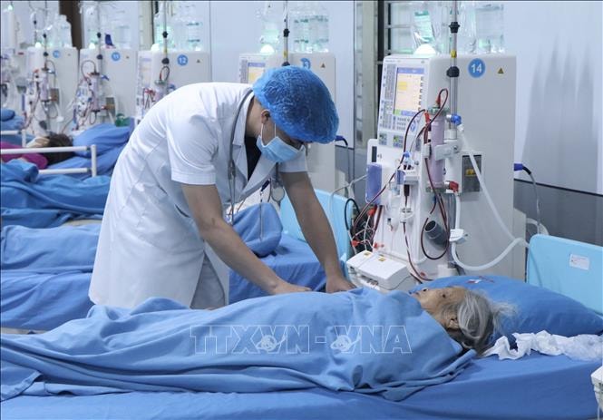 Bảo đảm quyền lợi bảo hiểm y tế cho người dân vùng bão lũ
