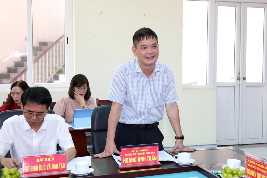 Tháo gỡ vướng mắc để Trường THPT chuyên Trần Phú phát triển hơn nữa