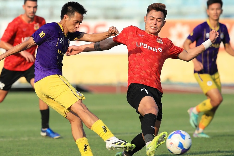 Vòng 7 LPBank V-League: Tâm điểm Harry Kewell!
