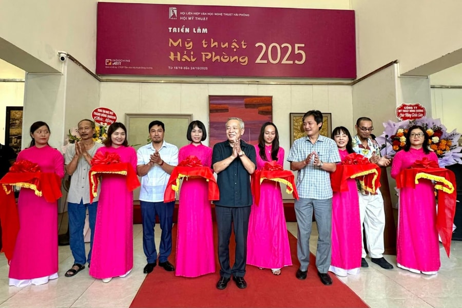 Khai mạc và trao giải thưởng Triển lãm mỹ thuật Hải Phòng 2025