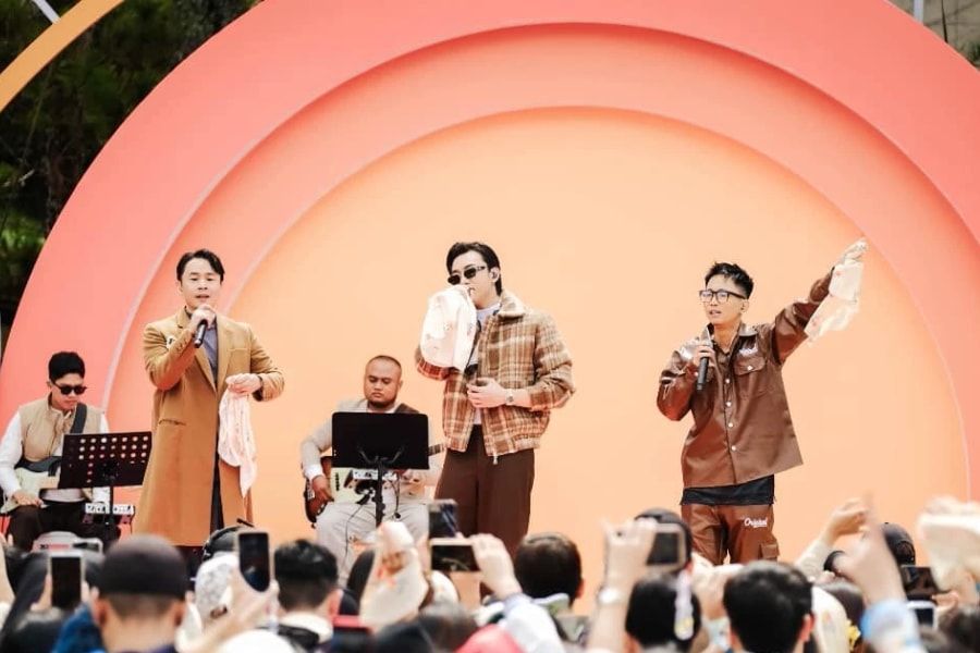 Hành trình âm nhạc lúc bình minh 'đánh thức giác quan' giữa lòng di sản