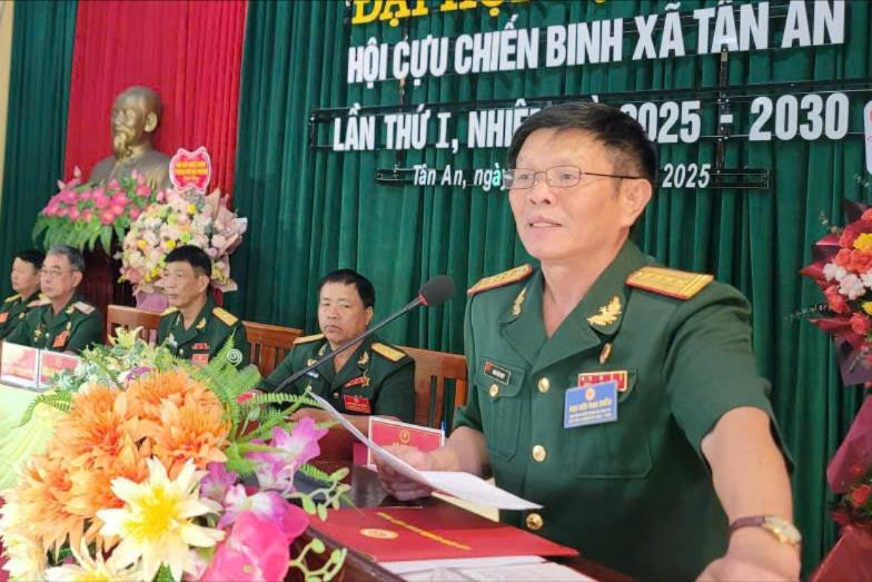 Việc sửa đổi Điều lệ Đảng là cần thiết khi thực hiện chính quyền địa phương 2 cấp