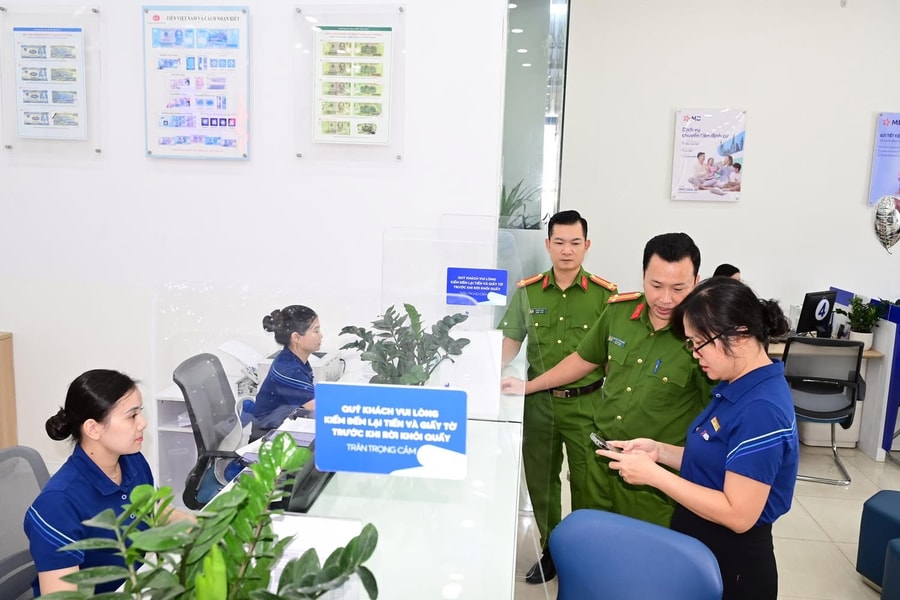 Lành mạnh hóa hoạt động thương mại điện tử