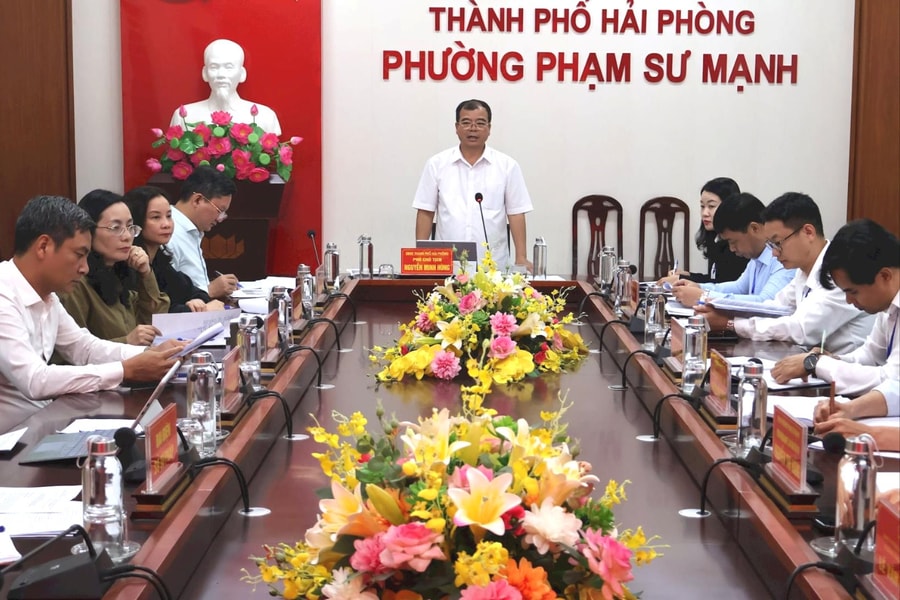 Các phường Bắc An Phụ, Phạm Sư Mạnh đẩy mạnh hướng dẫn người dân sử dụng dịch vụ công trực tuyến