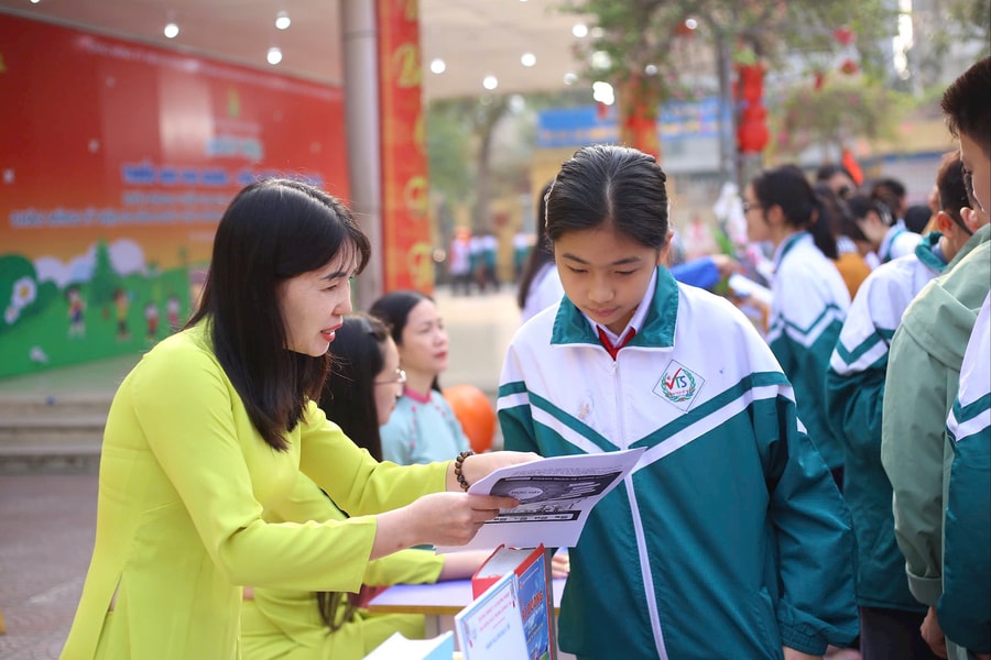 Cùng con tuổi dậy thì