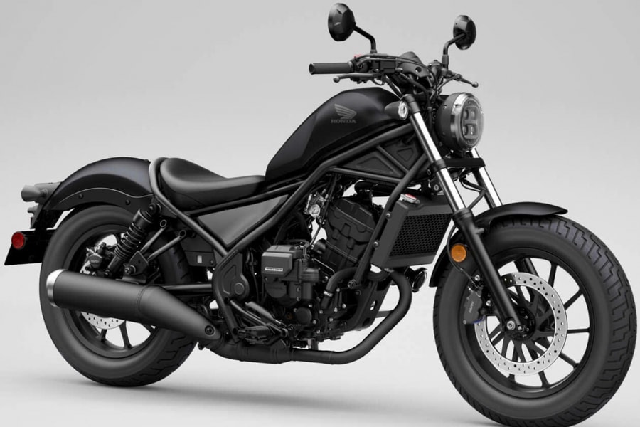 Honda Rebel 300 2026 ra mắt với công nghệ E-Clutch, sang số không cần bóp côn