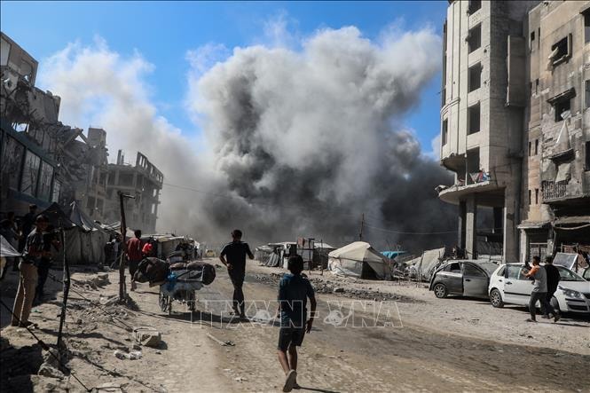 Israel không kích dữ dội vào Gaza