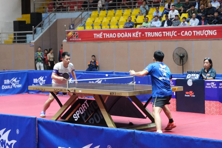 Nguyễn Đức Tuân thua trong trận chung kết Giải bóng bàn các cây vợt xuất sắc quốc gia