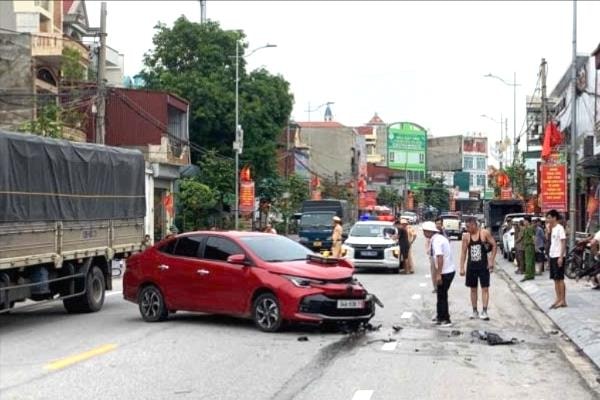 Phía sau những nỗi đau trên đường phố