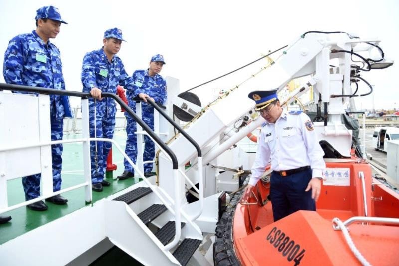 Tàu Cảnh sát biển 8004 chuẩn bị đi Nhật Bản làm nhiệm vụ đối ngoại quốc phòng