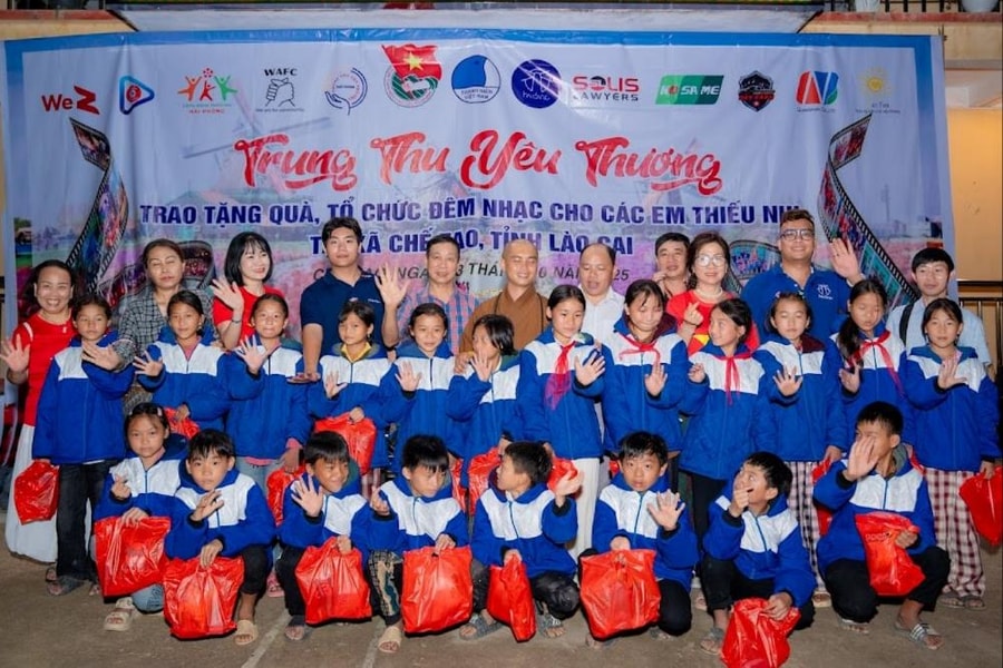 Hai Phong youth pioneer with strong dedication spirit