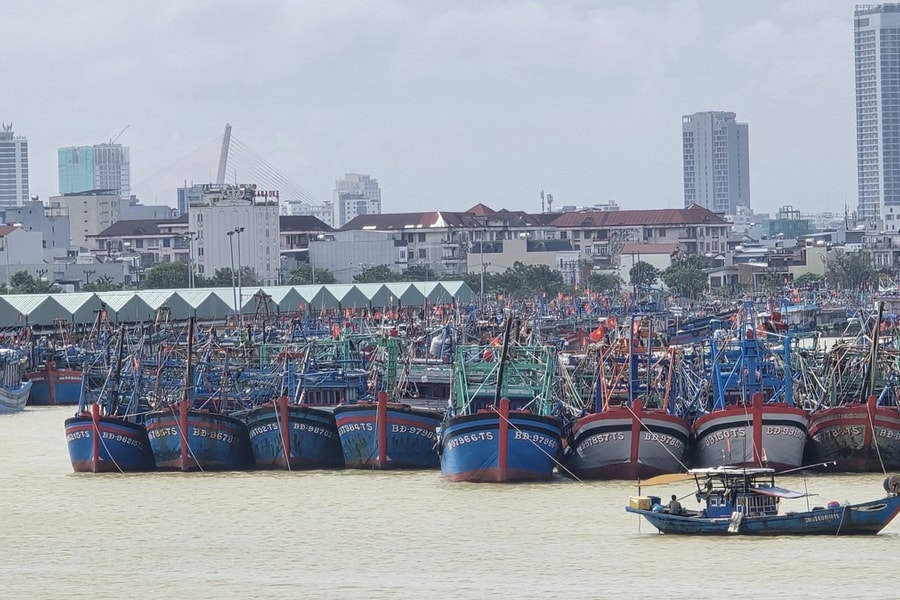 Thủ tướng Chính phủ yêu cầu triển khai các biện pháp khẩn cấp ứng phó bão số 13