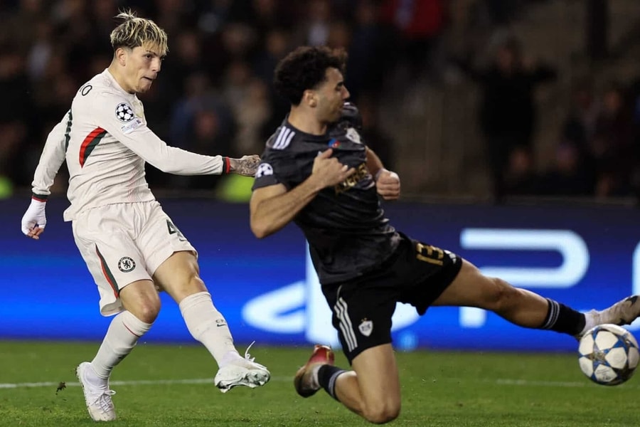Chelsea hòa thất vọng Qarabag ở Champions League