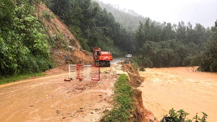 Mưa lớn diện rộng từ Thanh Hóa đến Lâm Đồng, cảnh báo nguy cơ lũ quét và sạt lở