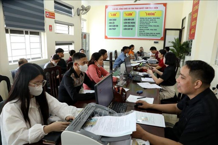 Hơn một nửa nhiệm vụ đã được Trung ương phân cấp, ủy quyền cho địa phương thực hiện