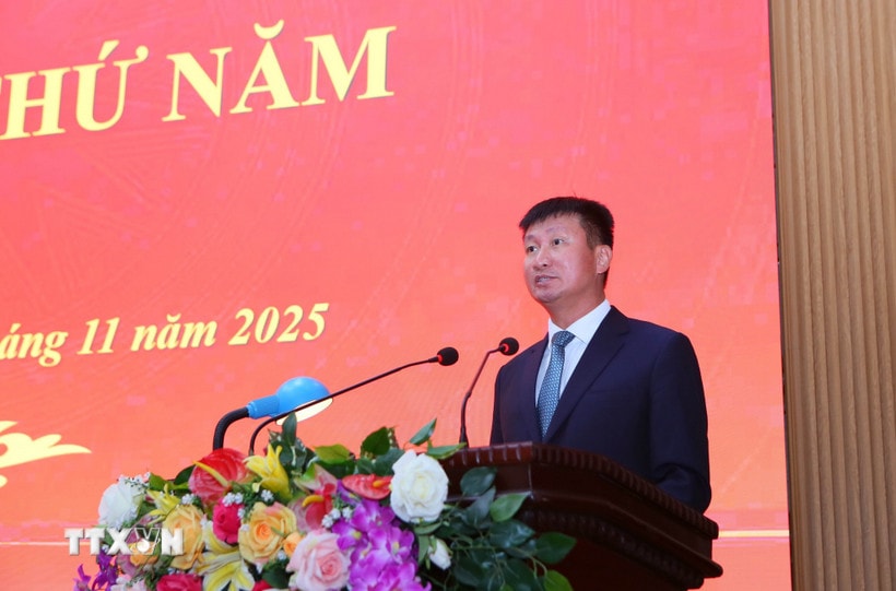 Ông Trần Huy Tuấn giữ chức Chủ tịch UBND tỉnh Ninh Bình