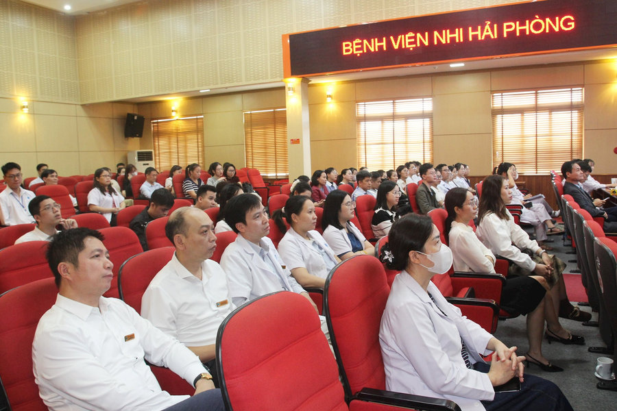 Hơn 150 bác sĩ, nhân viên y tế được cập nhật chẩn đoán, điều trị tiêu chảy ở trẻ em