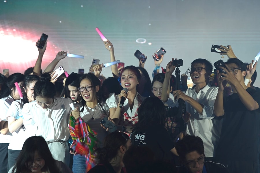 Trường Đại học Kỹ thuật y tế Hải Dương tổ chức Gala Chào tân sinh viên