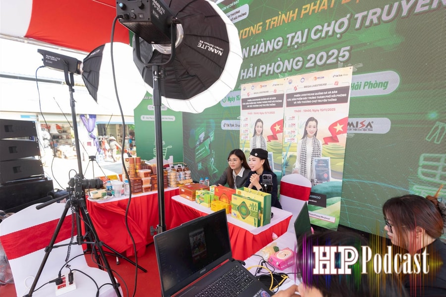 Điểm tin Podcast ngày 15/11