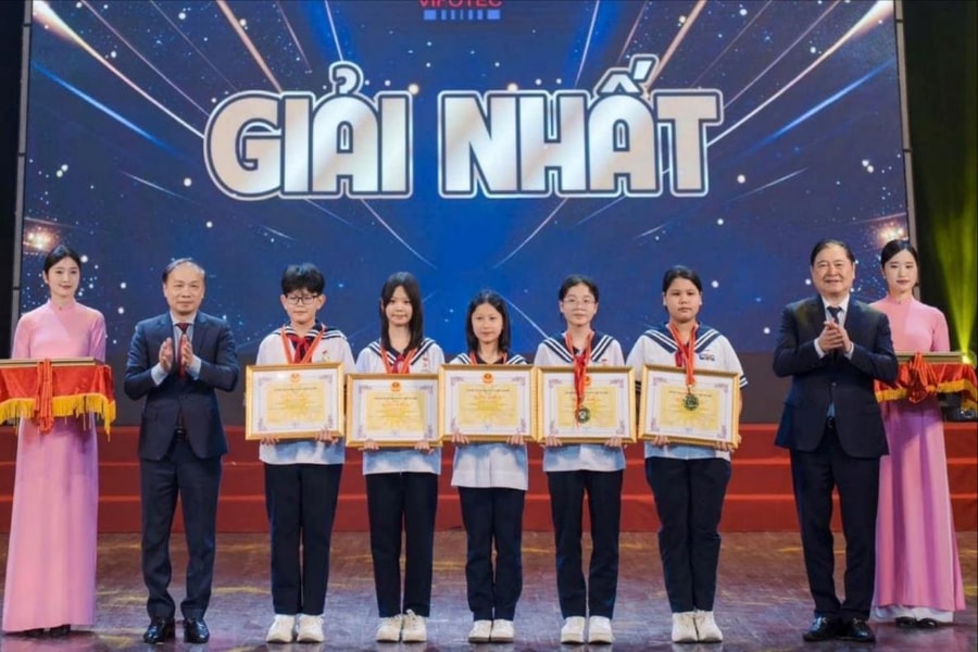 Học sinh Trường THCS Chu Văn An (Hải Phòng) nhất Cuộc thi sáng tạo toàn quốc 2025