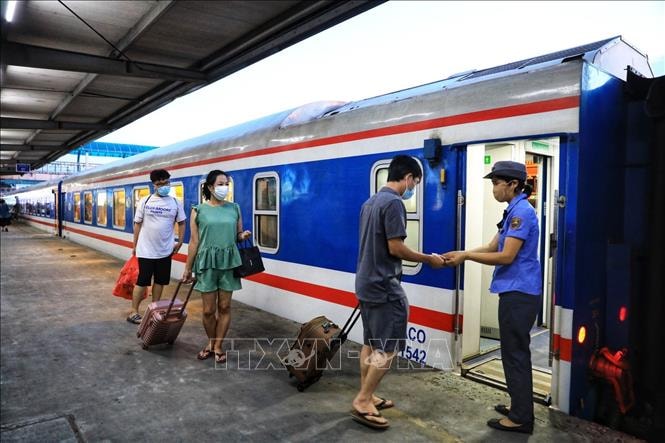 Tạm ngừng tàu Thống nhất SE7 xuất phát từ Hà Nội ngày 19/11