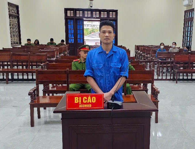 Lĩnh 18 năm tù giam về tội mua bán trái phép chất ma tuý