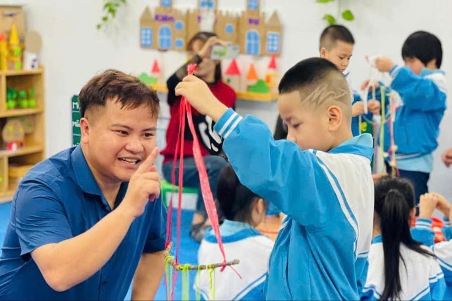 Những thầy giáo mầm non