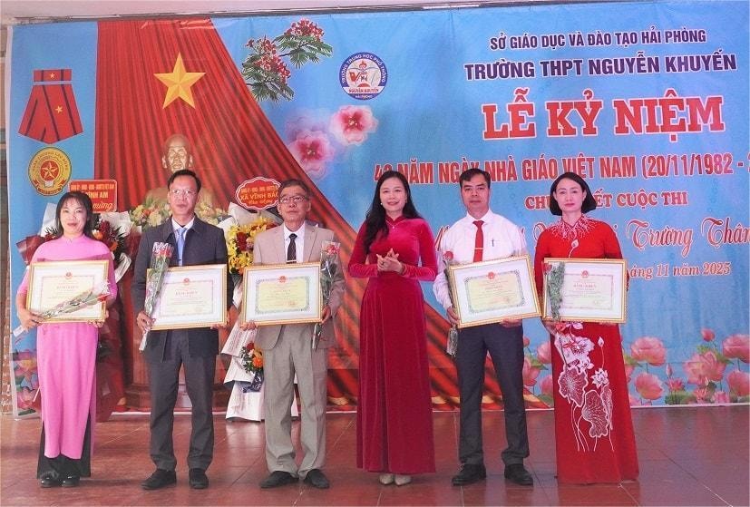 Trường THPT Nguyễn Khuyến viết tiếp hành trình 26 năm xây dựng và phát triển