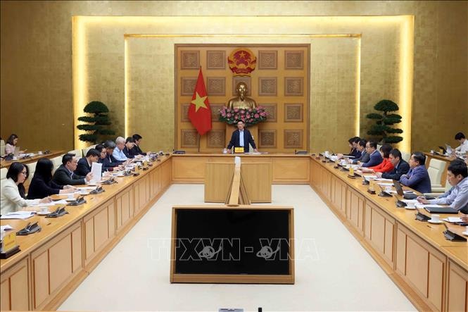 Giám sát chặt thị trường trong nước, không để thiếu hàng, sốt giá