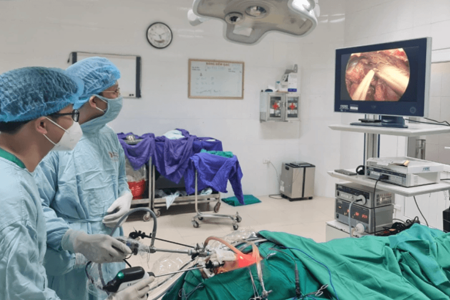 5 biểu hiện sớm của ung thư tuyến giáp