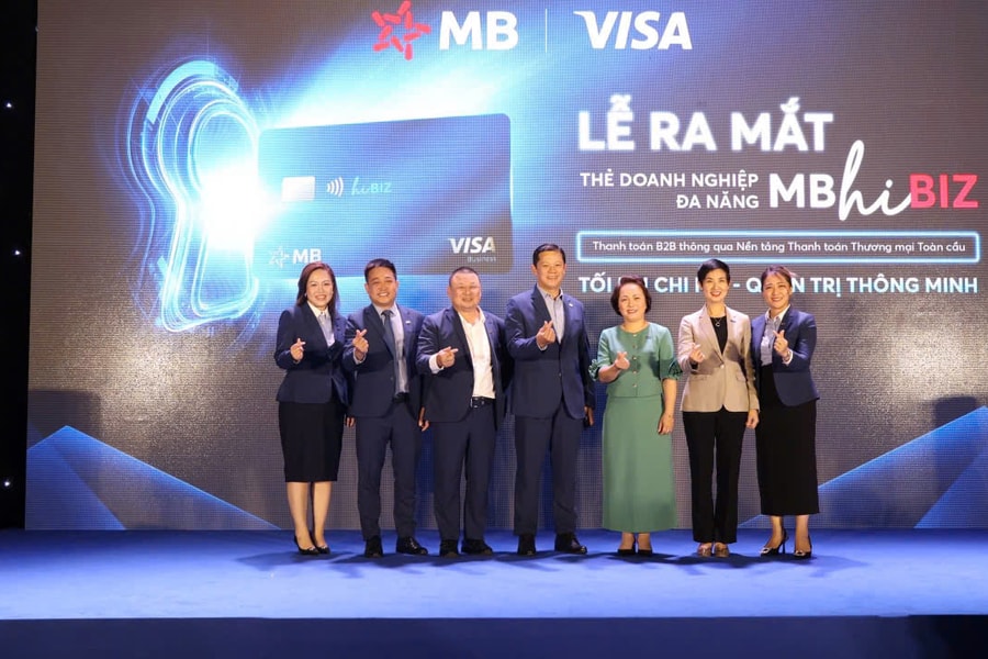 Thúc đẩy chuyển đổi số doanh nghiệp với MB Visa Hi BIZ