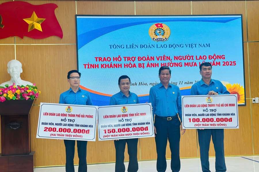 Liên đoàn Lao động thành phố Hải Phòng hỗ trợ đoàn viên, người lao động vùng lũ 600 triệu đồng